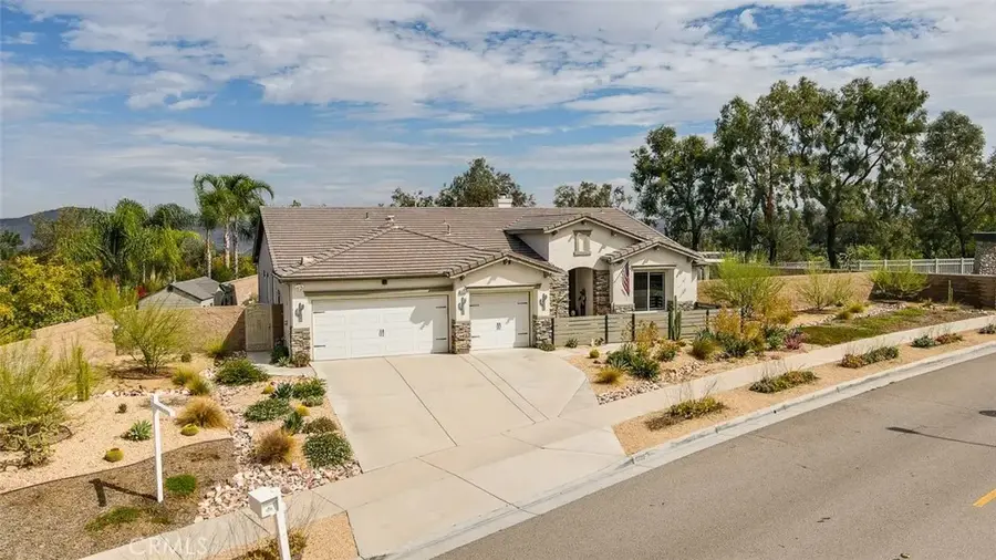 4225 W Riviera, Corona, CA 92883 - Image #3