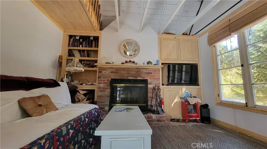 658 Yukon, Green Valley Lake, CA 92341 - Image #2