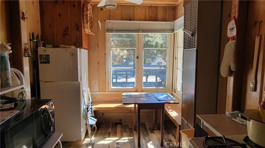 658 Yukon, Green Valley Lake, CA 92341 - Image #3