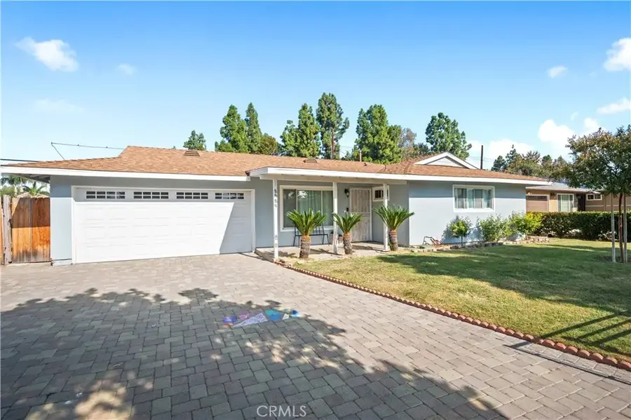 8989 Pembroke Avenue, Riverside, CA 92503 - Image #2