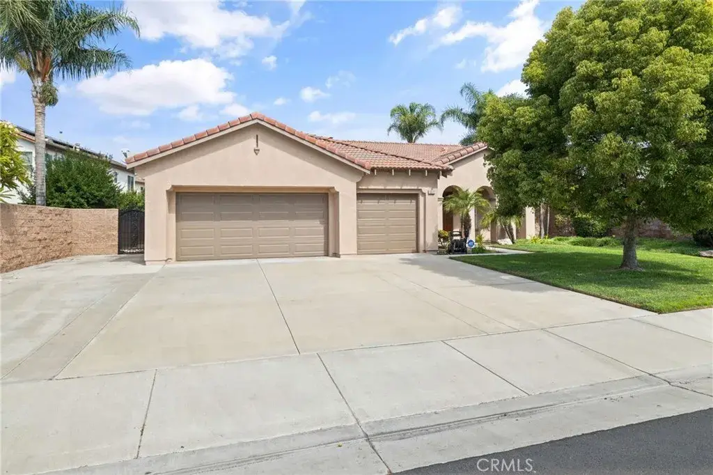 13512 Aspen Leaf Lane, Jurupa, CA 92880 - Image #1