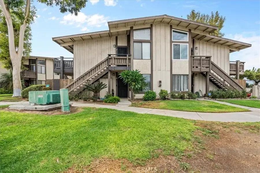 1150 S Meadow Lane #35, Colton, CA 92324 - Image #2