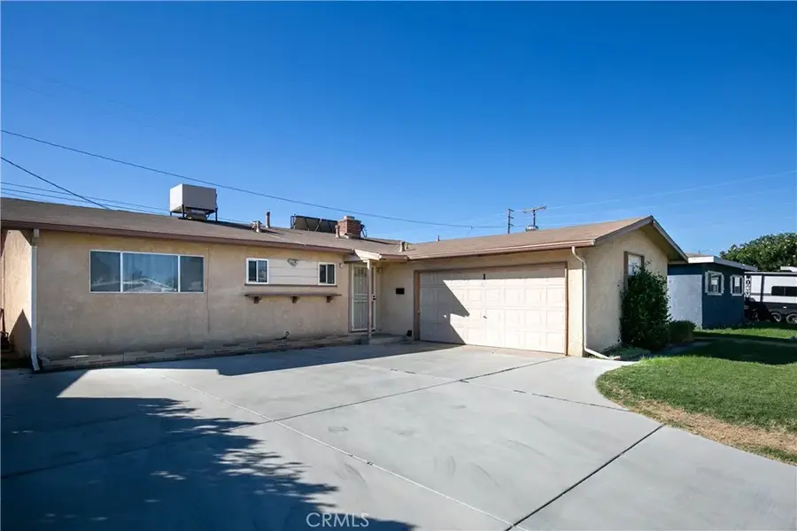 828 W Avenue J14, Lancaster, CA 93534 - Image #2