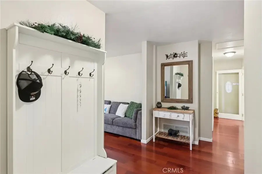 25089 Moon Drive, Crestline, CA 92325 - Image #3