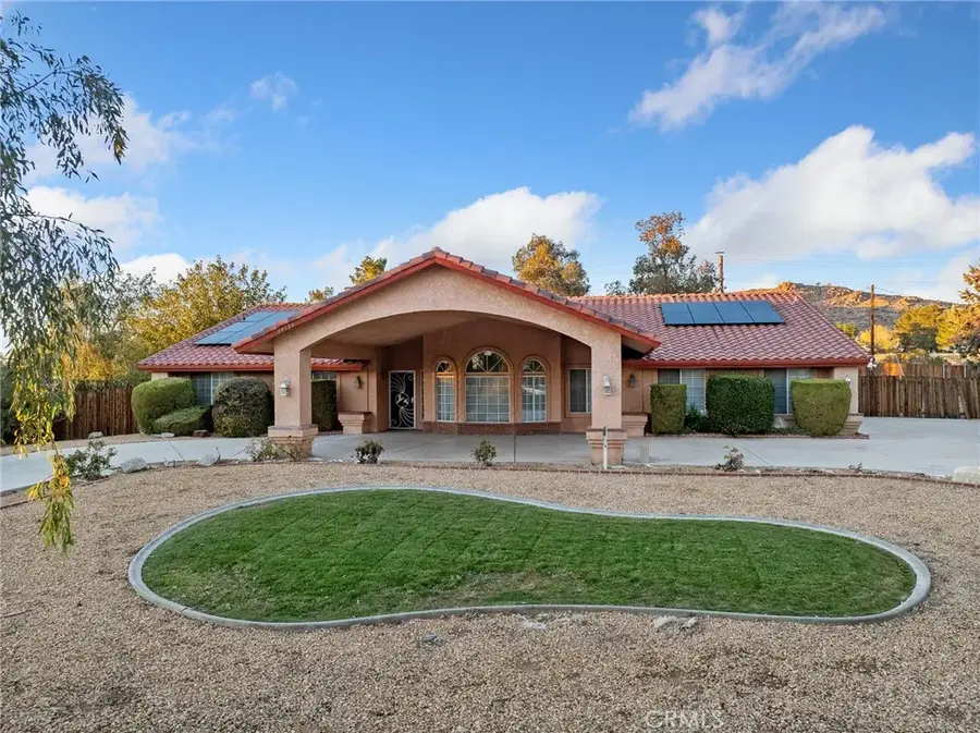 20150 Oneida, Apple Valley, CA 92307 - Image #3