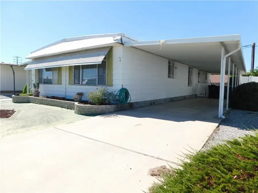 853 Santa Teresa Way, Hemet, CA 92545 - Image #3