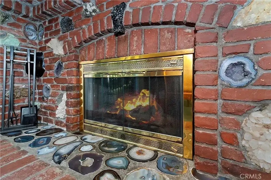 23059 Balsam, Crestline, CA 92325 - Image #2