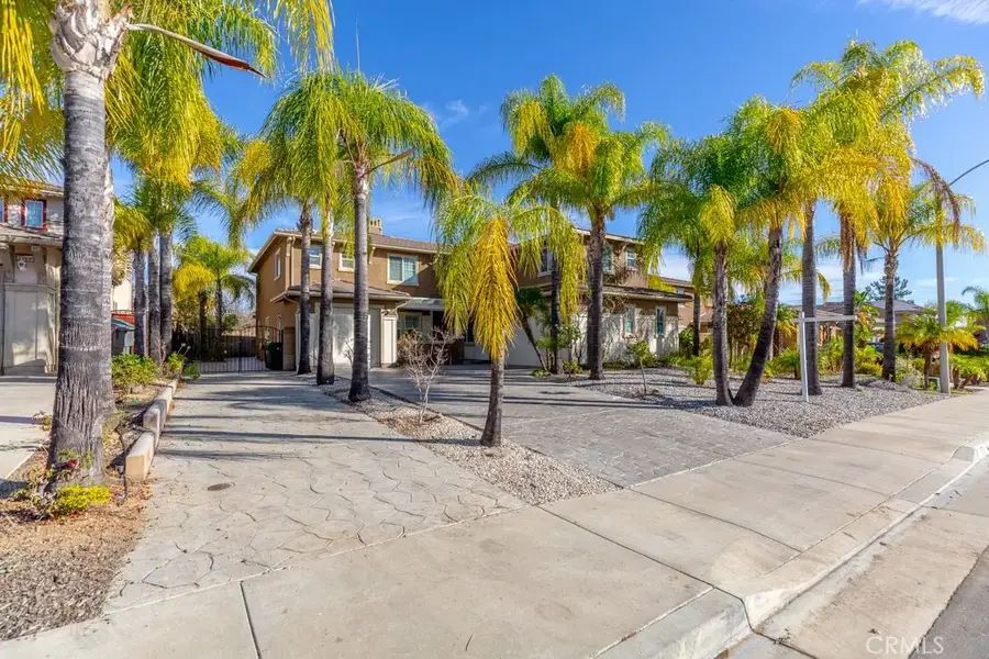 31710 Waterfall, Murrieta, CA 92563 - Image #2