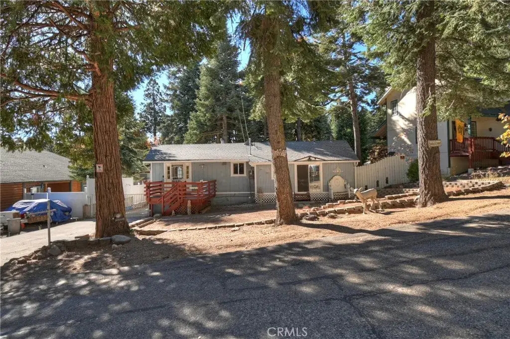 31435 Oakleaf, Running Springs, CA 92382 - Image #1