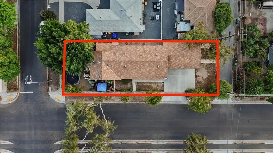 402 S Howard #A & B, Corona, CA 92879 - Image #2