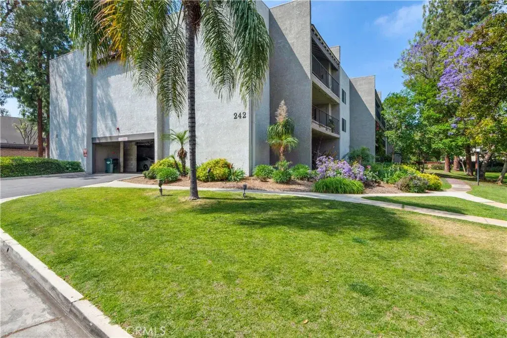 242 E Fern, Redlands, CA 92373 - Image #1