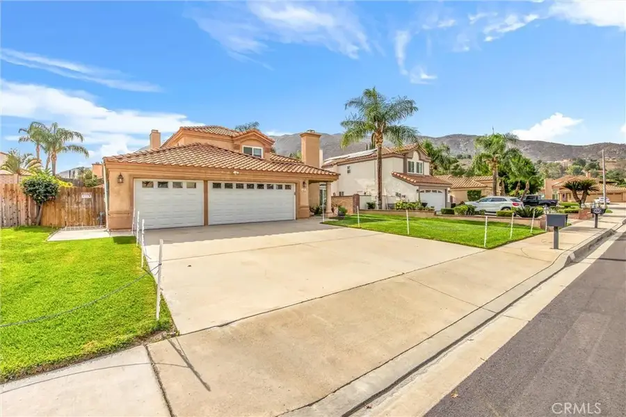 2574 Carbon Court, Colton, CA 92324 - Image #3