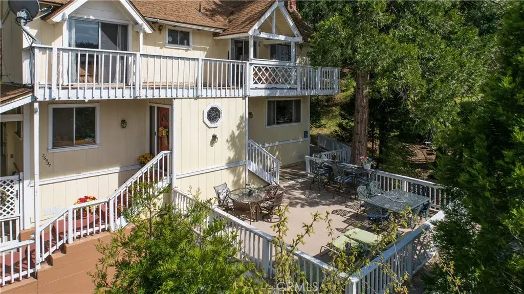 26937 Tunnel Drive, Lake Arrowhead, CA 92352 - Image #1