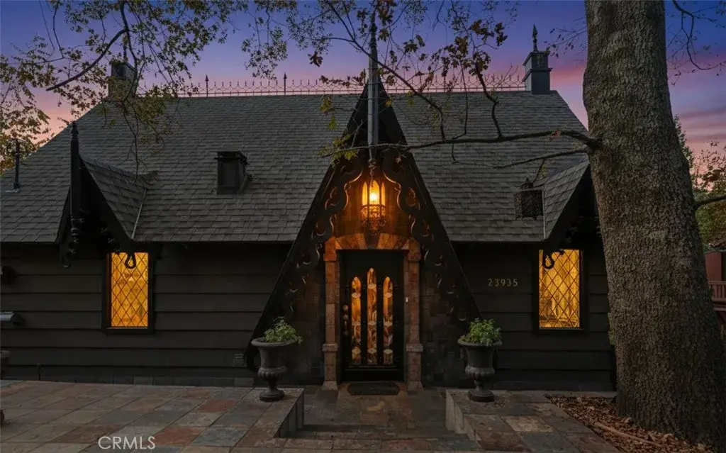 23935 Zurich, Crestline, CA 92325 - Image #1