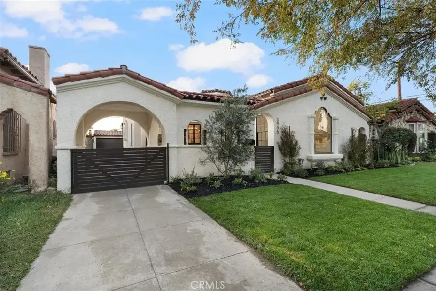 3905 Roxton Avenue, Los Angeles, CA 90008 - Image #2