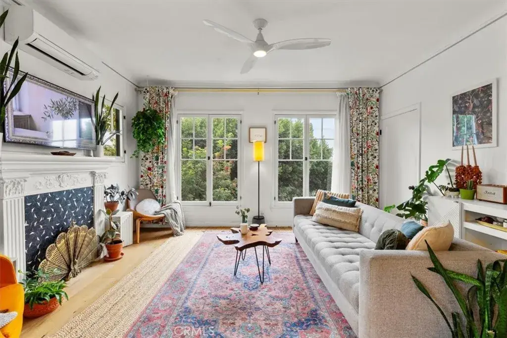 1160 N Madison Ave, Los Angeles, CA 90029 - Image #1