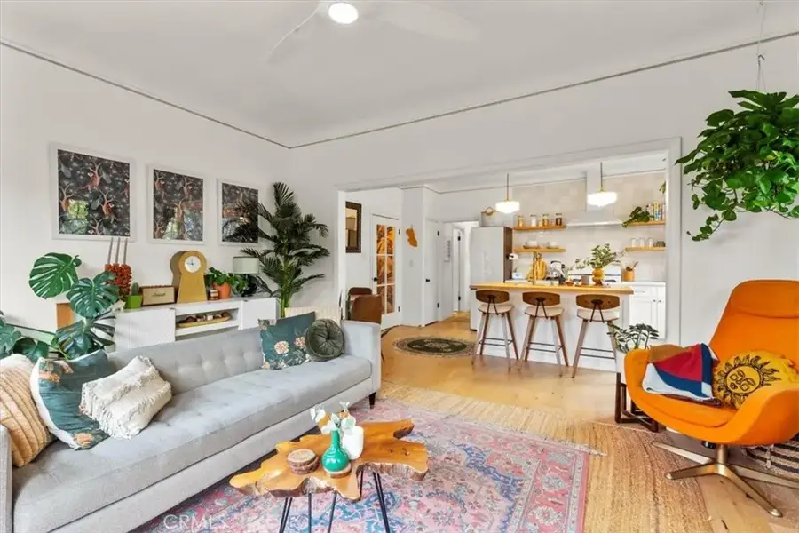 1160 N Madison Ave, Los Angeles, CA 90029 - Image #2