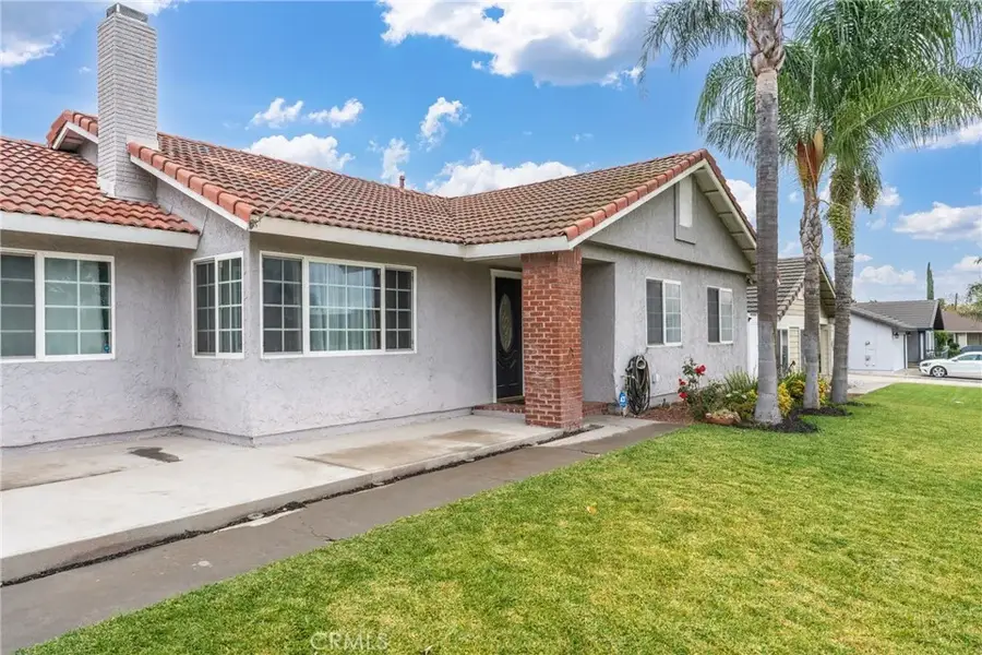 1648 W Wedgewood, Rialto, CA 92376 - Image #3