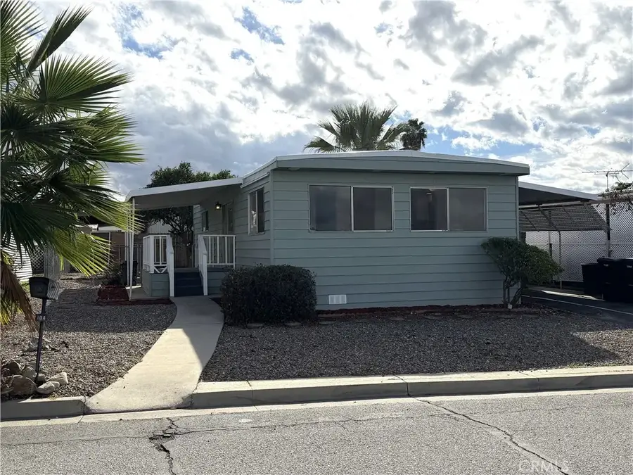 104 Sir Tristram #104, Riverside, CA 92507 - Image #2