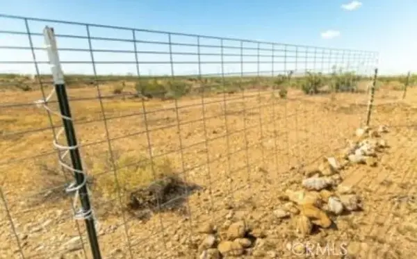 10 171st East, Palmdale, CA 93591