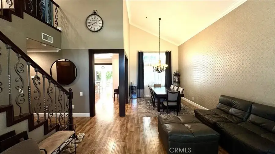 2512 W Halfmoon, Anaheim, CA 92804 - Image #2