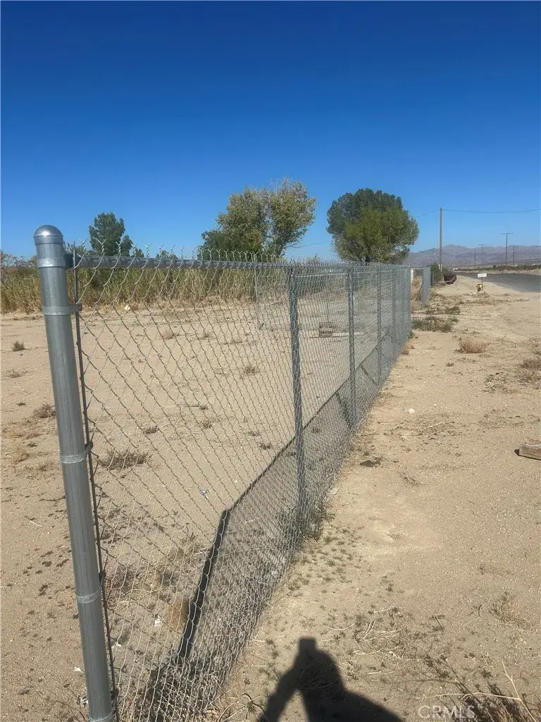 11482 Locust, Lucerne Valley, CA 92356 - Image #1