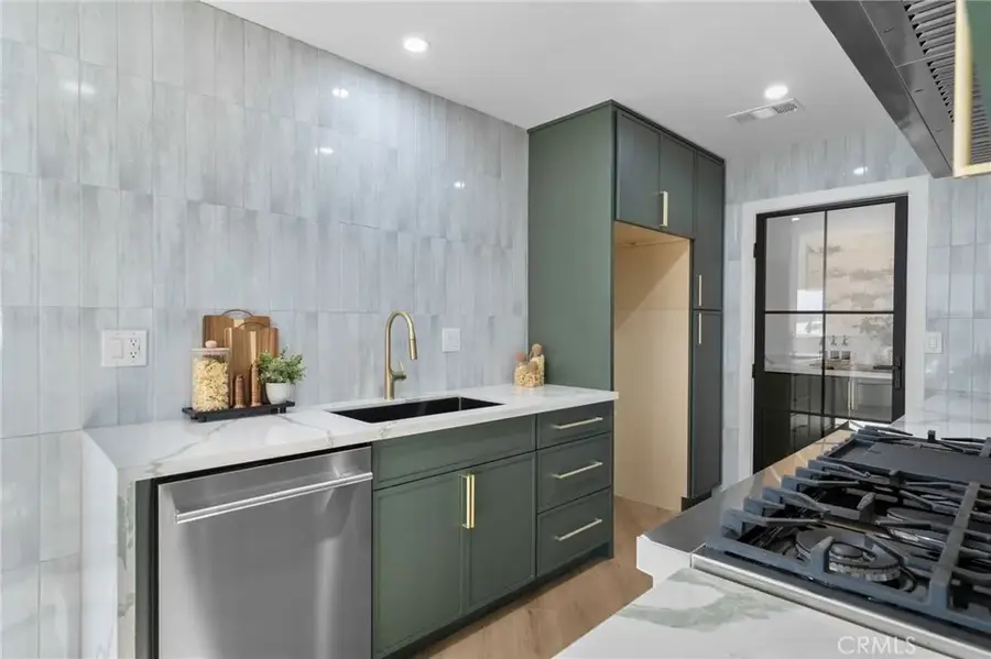 17381 Meer, Huntington Beach, CA 92647 - Image #2