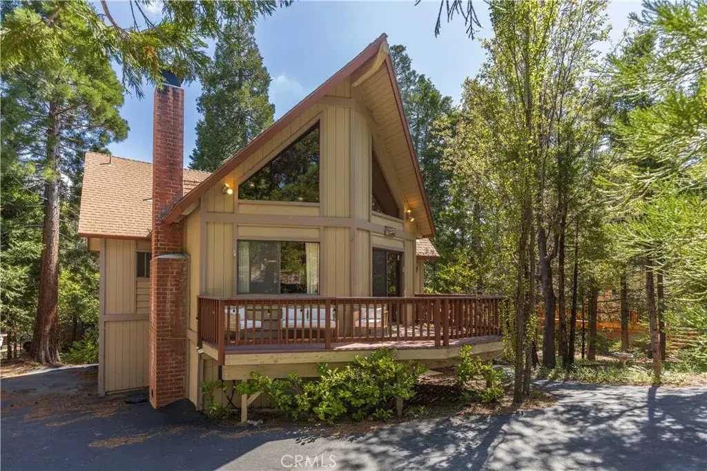 27207 Bernina Drive, Lake Arrowhead, CA 92352 - Image #1
