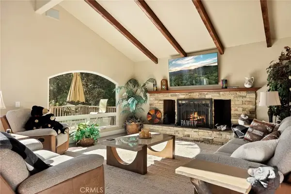 174 Hillcrest Court, Lake Arrowhead, CA 92352