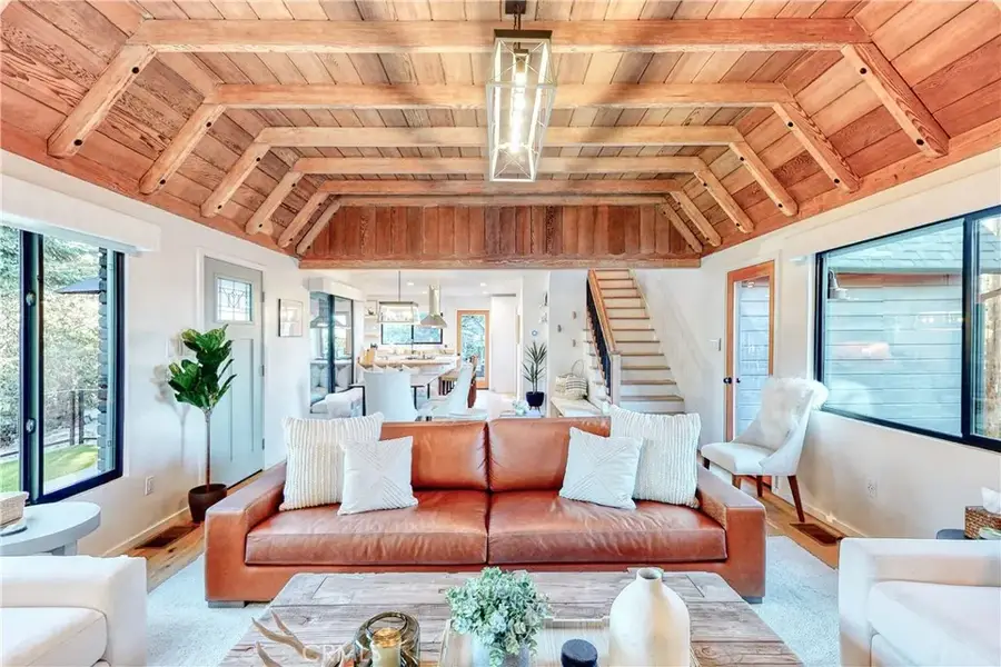 481 Heliotrope Drive, Lake Arrowhead, CA 92352 - Image #2