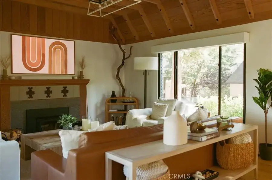 481 Heliotrope Drive, Lake Arrowhead, CA 92352 - Image #3