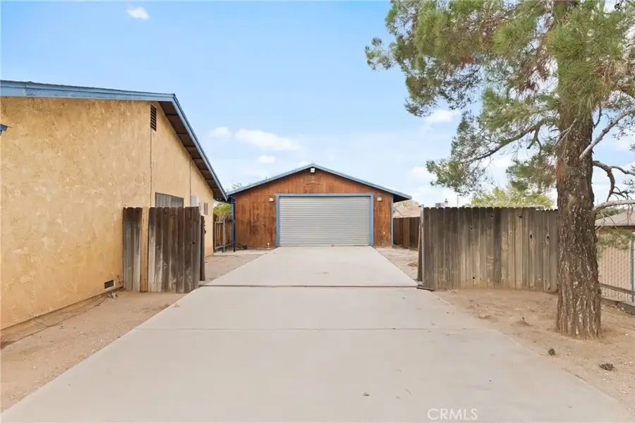 15712 Cashew, Hesperia, CA 92345 - Image #3