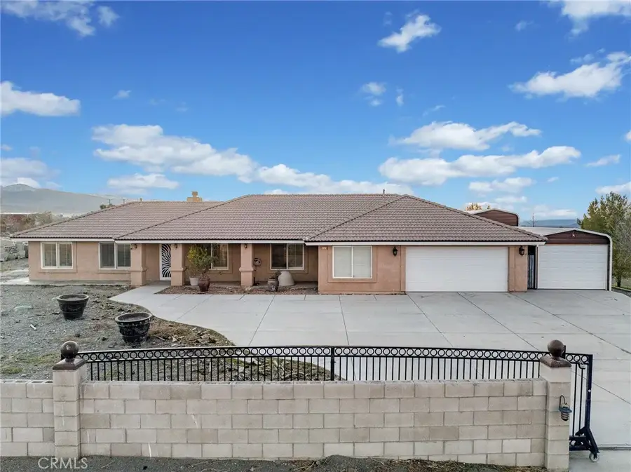 12326 Silver Rock, Pinon Hills, CA 92372 - Image #2