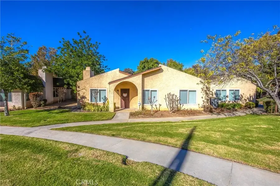 1089 Ardmore Circle, Redlands, CA 92374 - Image #2
