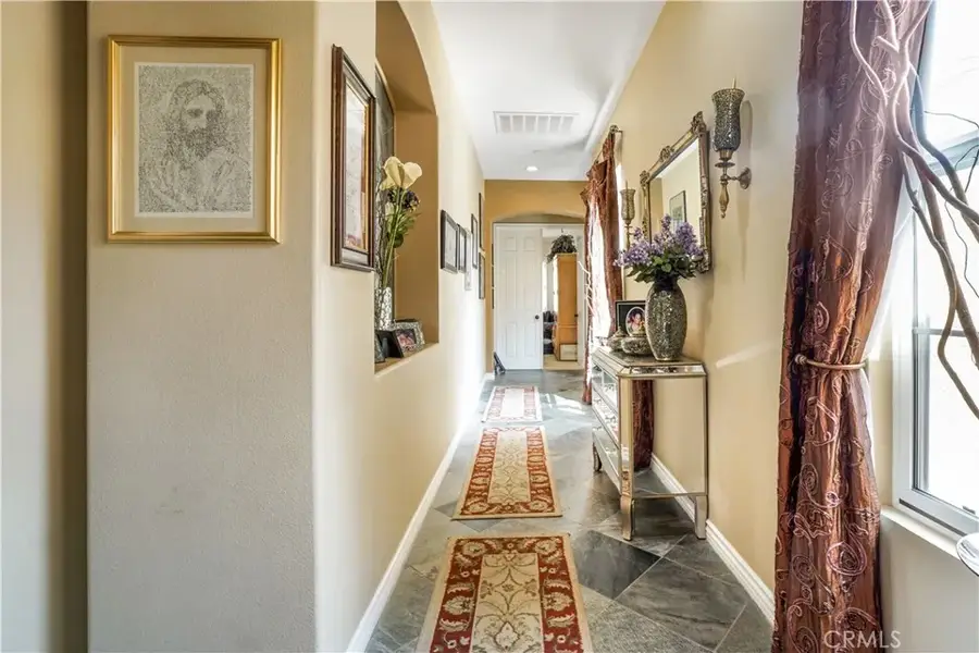 889 Highridge Street, Riverside, CA 92506 - Image #3