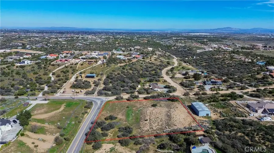 10735 Ranchero Rd, Oak Hills, CA 92344 - #2