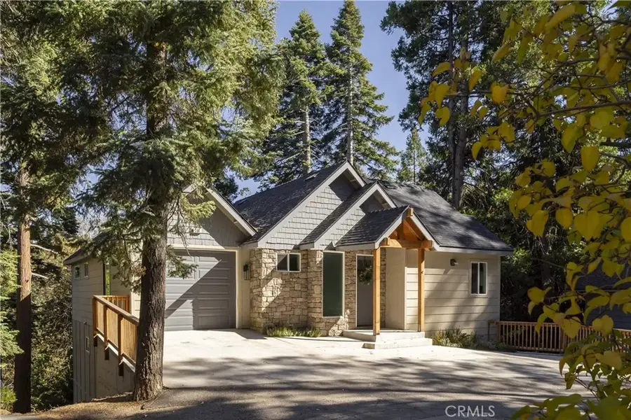 388 Primrose Circle, Lake Arrowhead, CA 92352 - Image #2