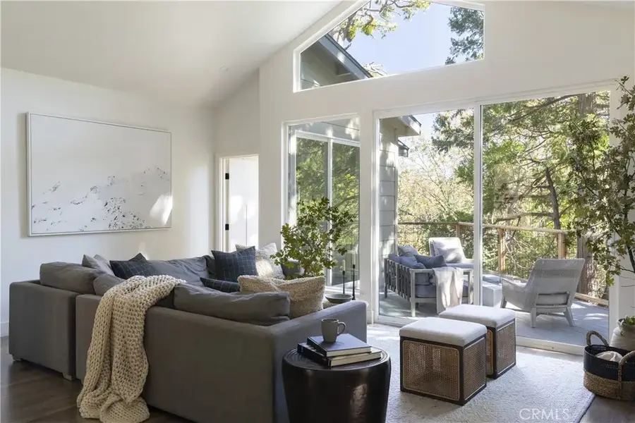 388 Primrose Circle, Lake Arrowhead, CA 92352 - Image #3