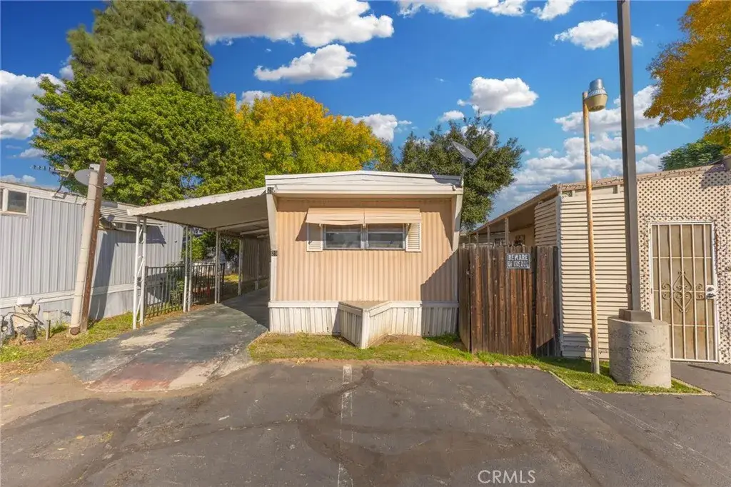 2075 W Rialto #29, San Bernardino, CA 92410 - #1