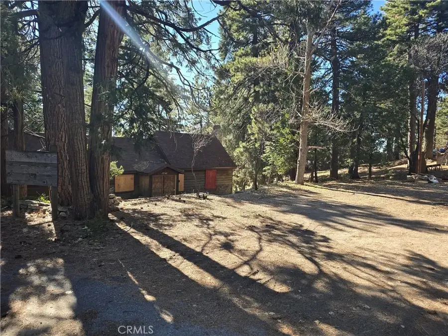 31845 Hilltop, Running Springs, CA 92382 - Image #2