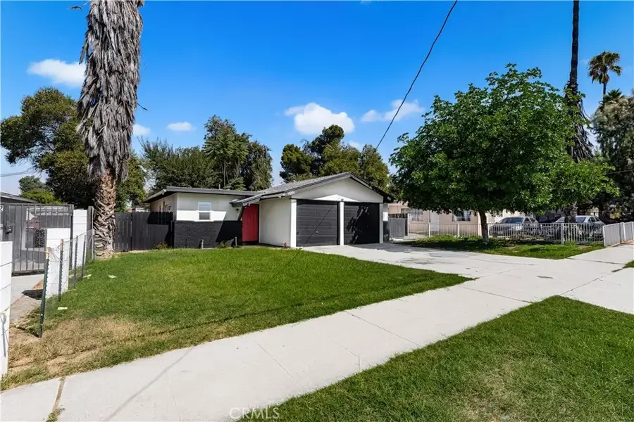 2121 Down, Riverside, CA 92507 - #2