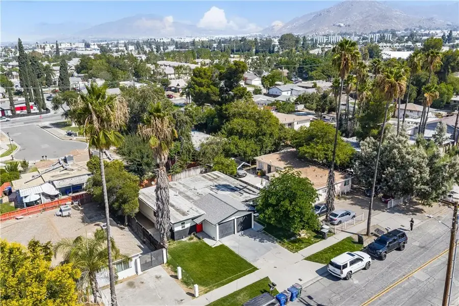 2121 Down, Riverside, CA 92507 - #3