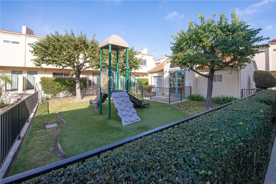 401 W 220th Street #49, Carson, CA 90745 - Image #3