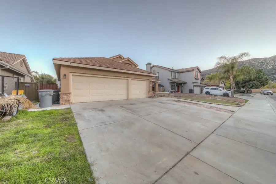 1036 Meadowlake Lane, Lake Elsinore, CA 92530 - Image #2