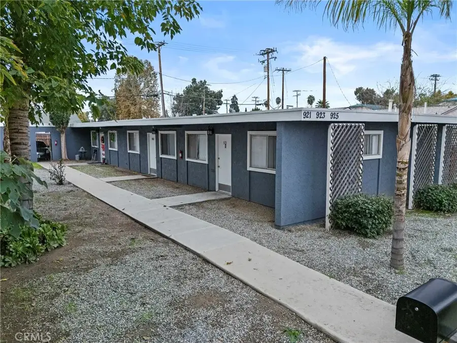 921 E Devonshire, Hemet, CA 92543 - #3