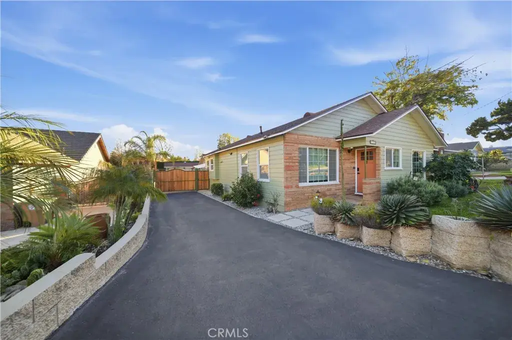 1298 W Baseline, Claremont, CA 91711 - #1