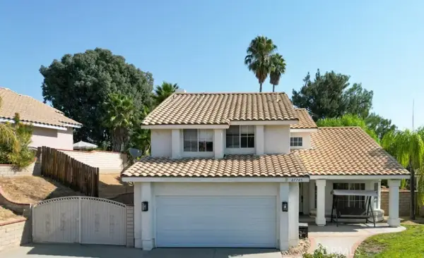 27745 Desert Place, Castaic, CA 91384