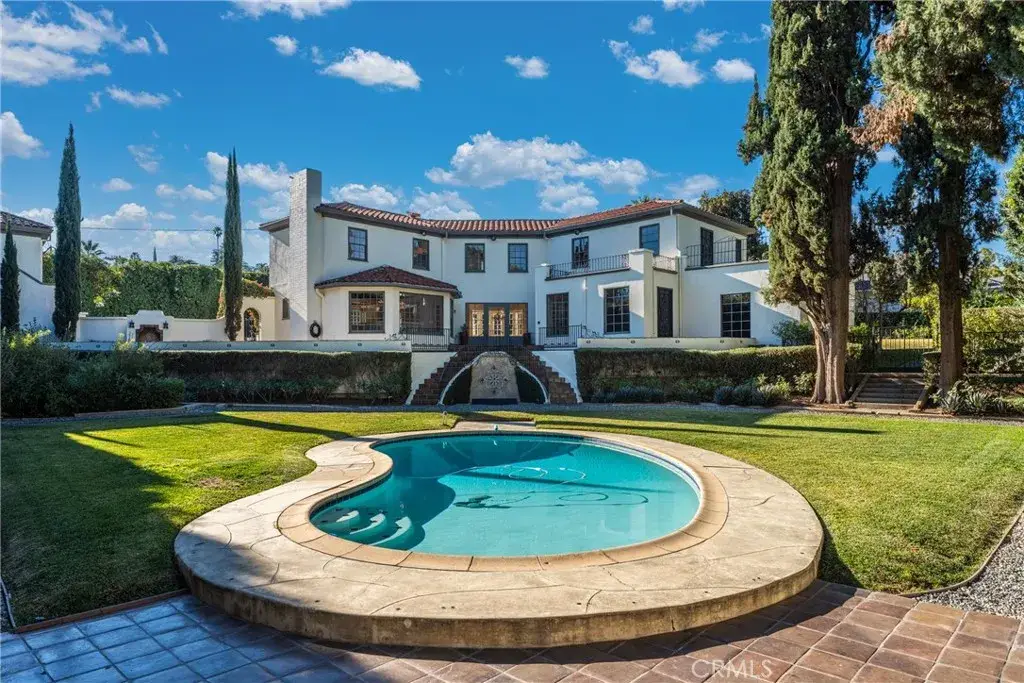 1205 W Highland Avenue, Redlands, CA 92373 - Image #1