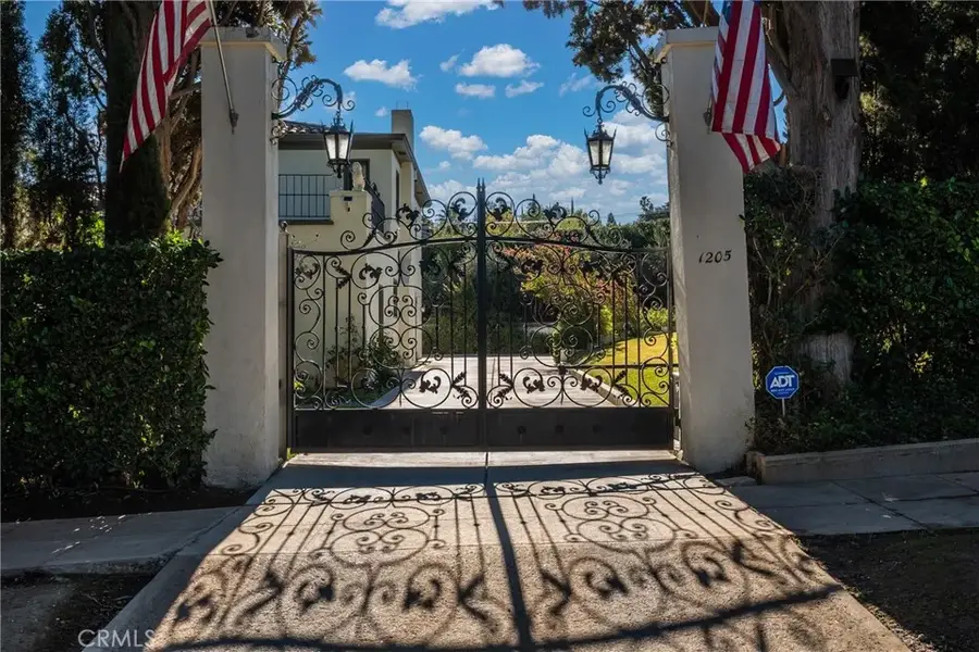 1205 W Highland Avenue, Redlands, CA 92373 - Image #2