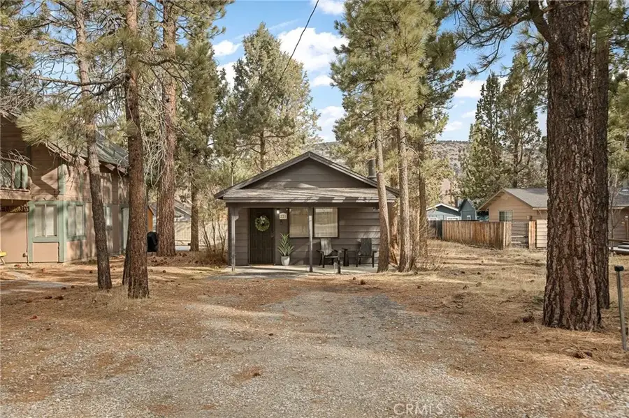 221 Angeles, Big Bear City, CA 92314 - Image #2